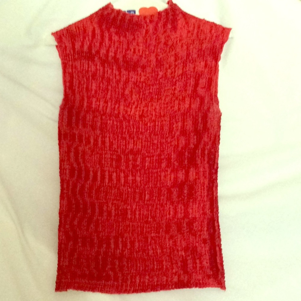 Annie Alexander crinkled top